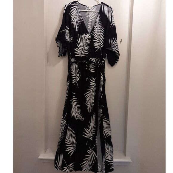 Cato black leaf pattern maxi dress size 22/24W - Picture 1 of 5